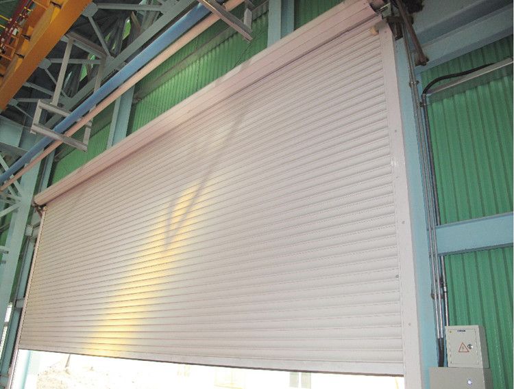 快速工業卷簾門的結構特征組合而成